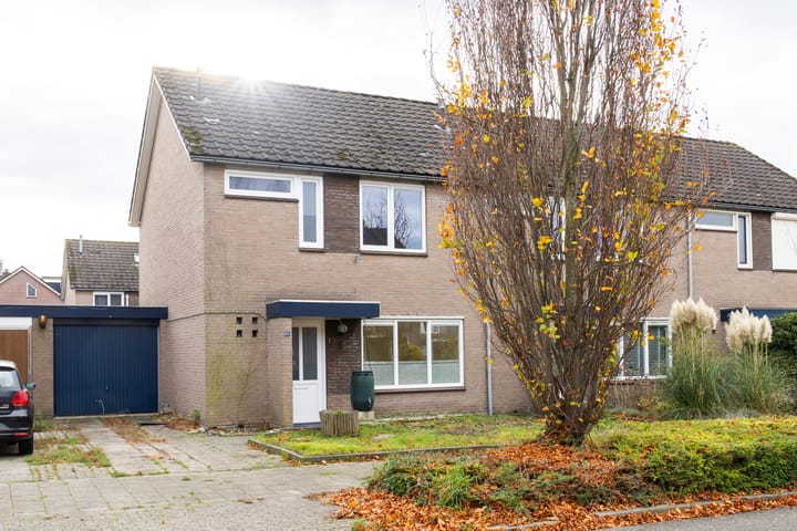 Foto 1 van Korenbloemstraat 19