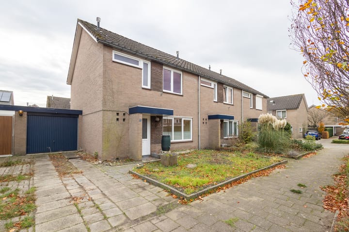 Photo 3 of Korenbloemstraat 19