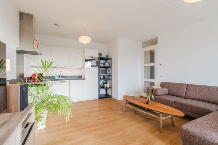 Foto 7 van Louis Armstronglaan 568