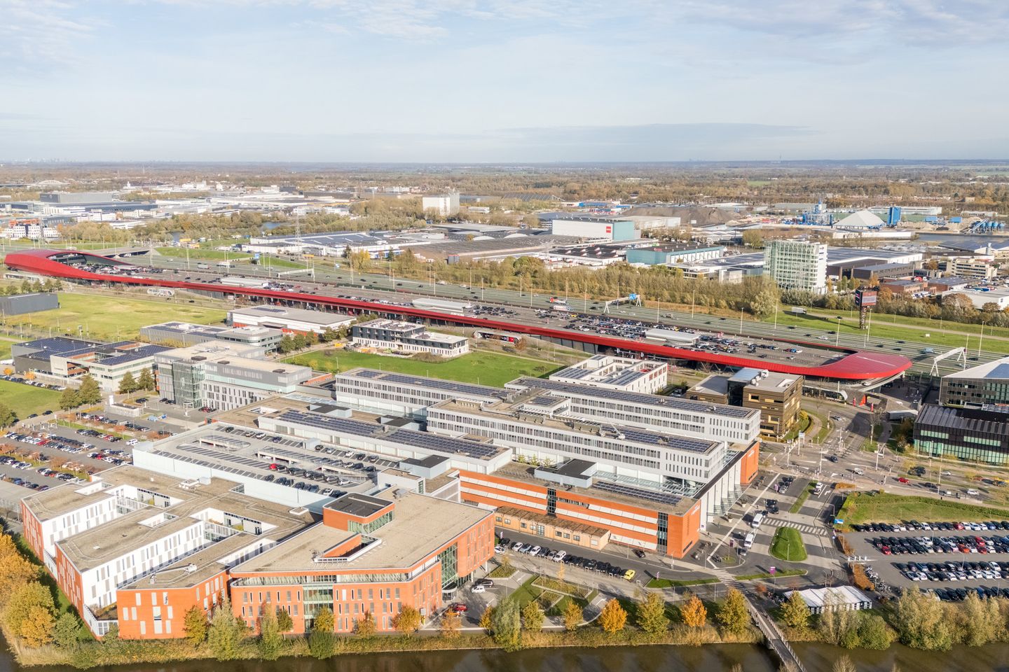 Foto 34 van Louis Armstronglaan 568