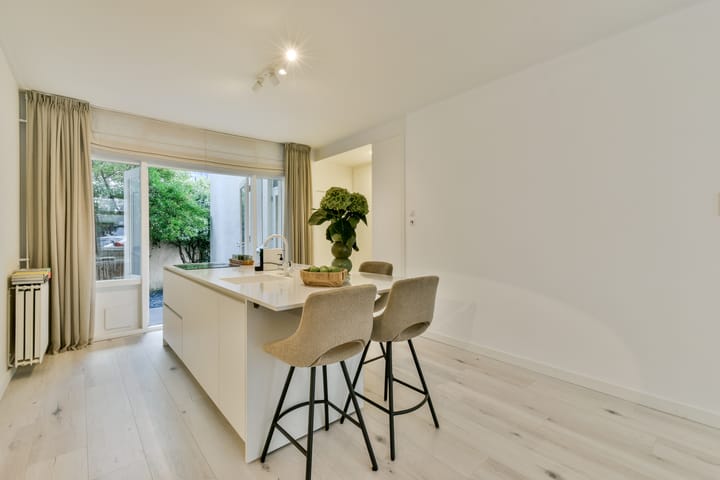 Foto 8 van Cornelis Trooststraat 59-H