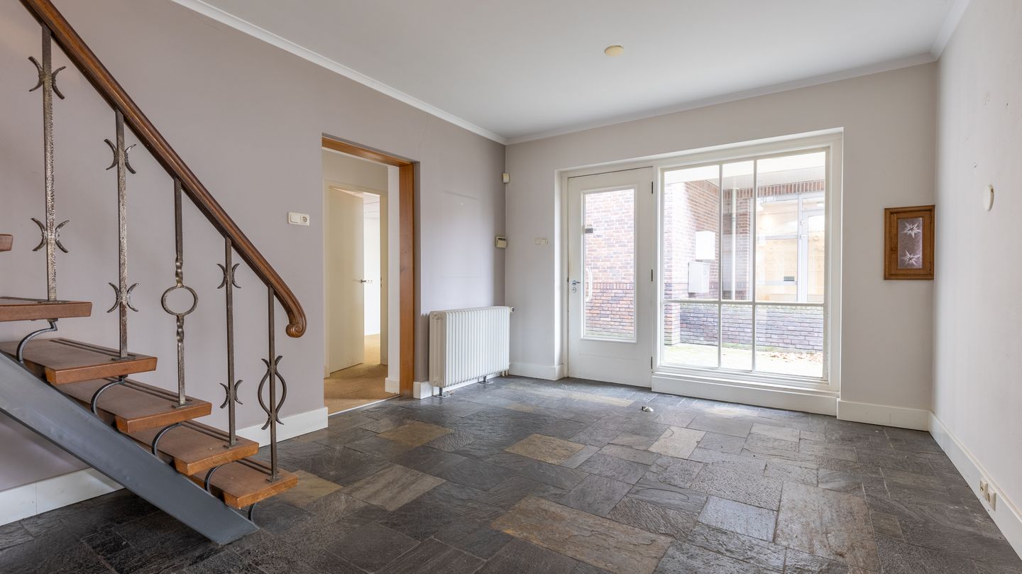 View photo 4 of Vondellaan 14