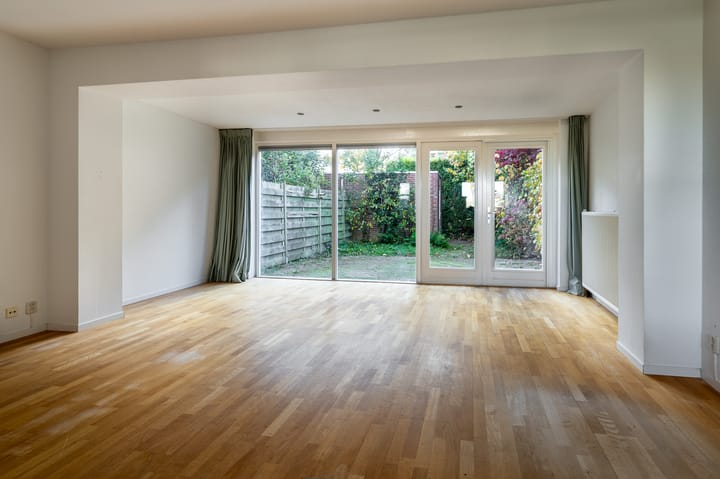 Photo 4 of Jachthoornstraat 33