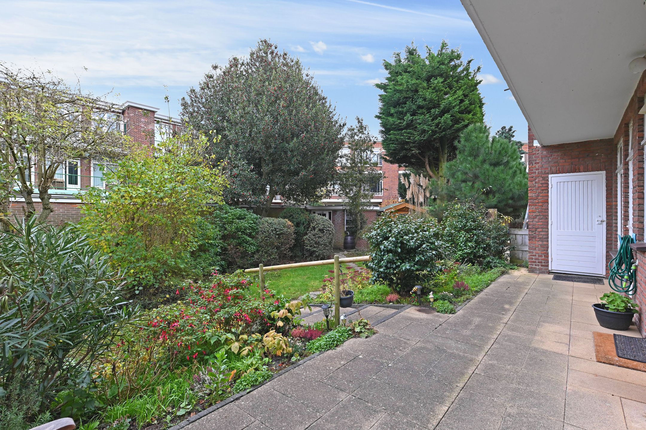 Foto 3 van Resedastraat 6