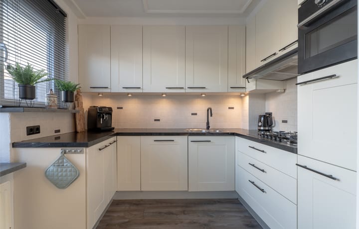 Photo 16 of Spiering 8