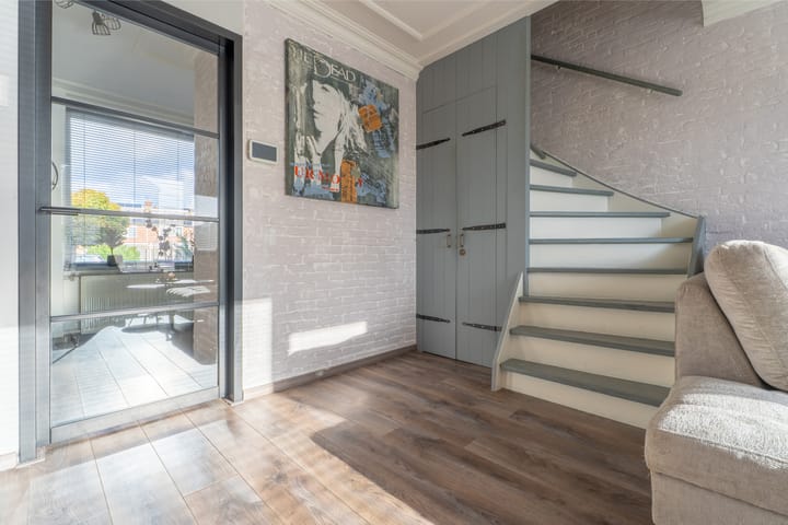 Photo 23 of Spiering 8