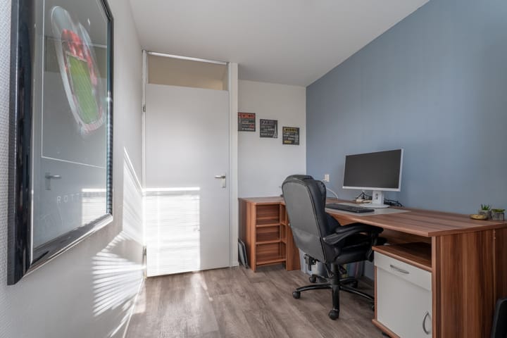 Photo 34 of Spiering 8