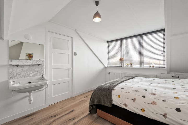 Photo 31 of Lombokstraat 9