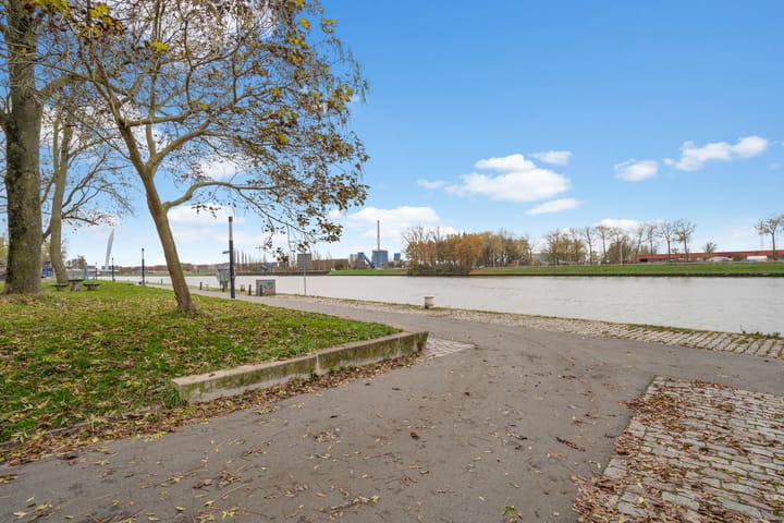 Foto 32 van Adenauerlaan 33