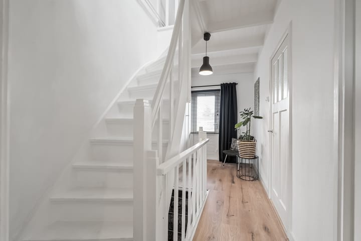 Photo 28 of Lombokstraat 9