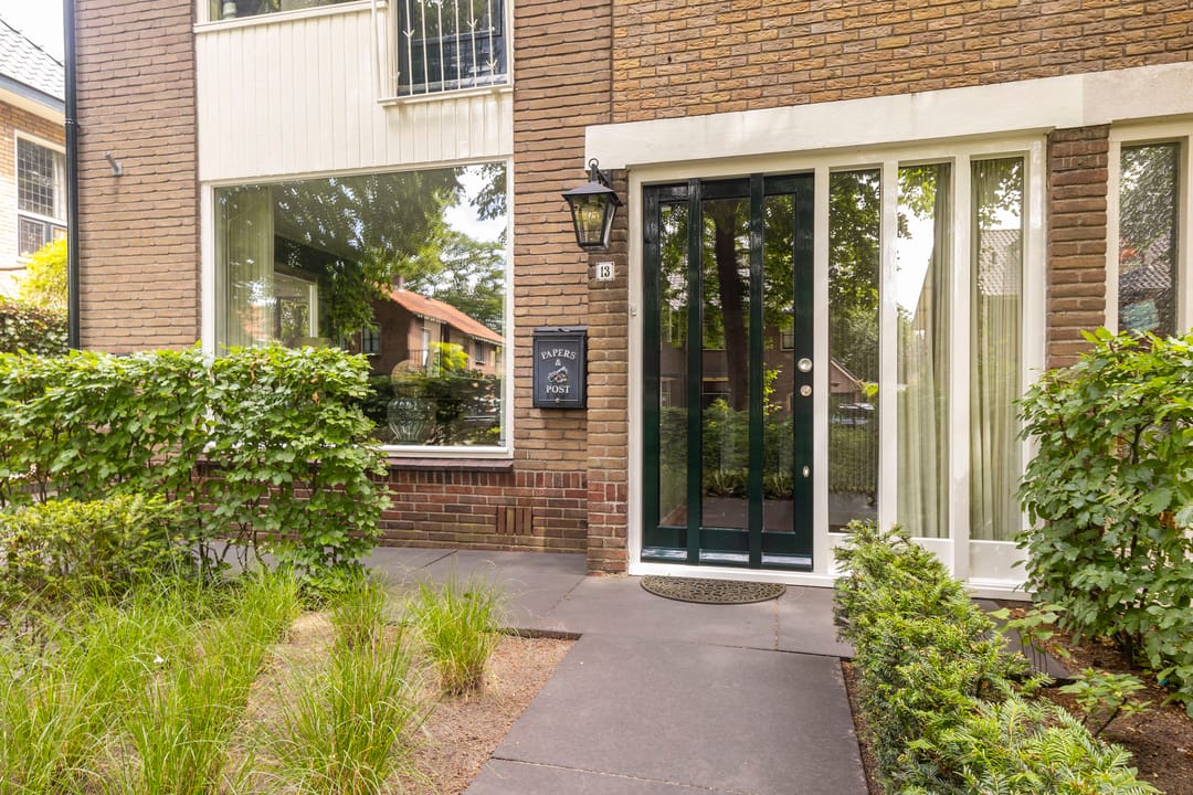 Foto 2 van Julianalaan 13