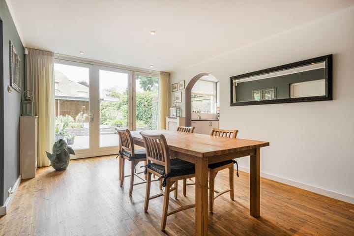 Foto 10 van Julianalaan 13