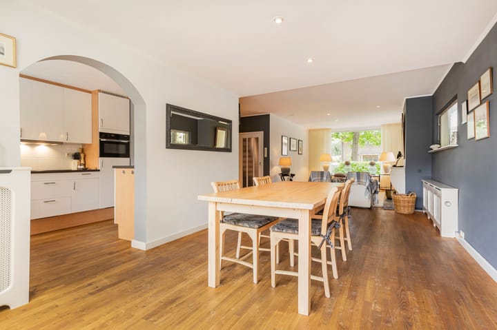 Foto 12 van Julianalaan 13