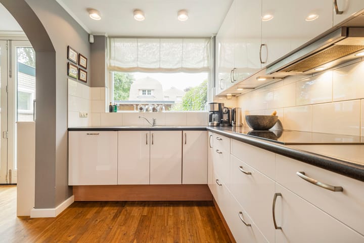 Foto 13 van Julianalaan 13