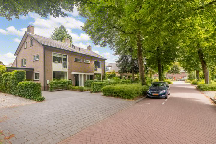 Foto 44 van Julianalaan 13