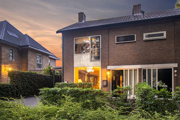 Foto 49 van Julianalaan 13