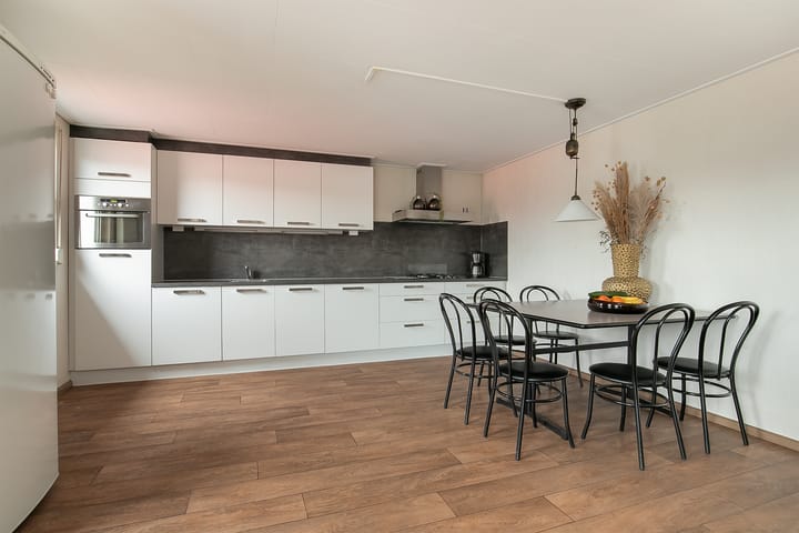 Photo 71 of Hoofdstraat 96