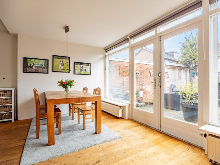 Foto 8 van van Dorthstraat 22