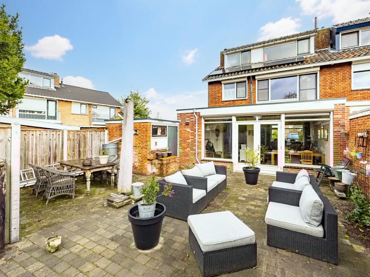 Foto 29 van van Dorthstraat 22