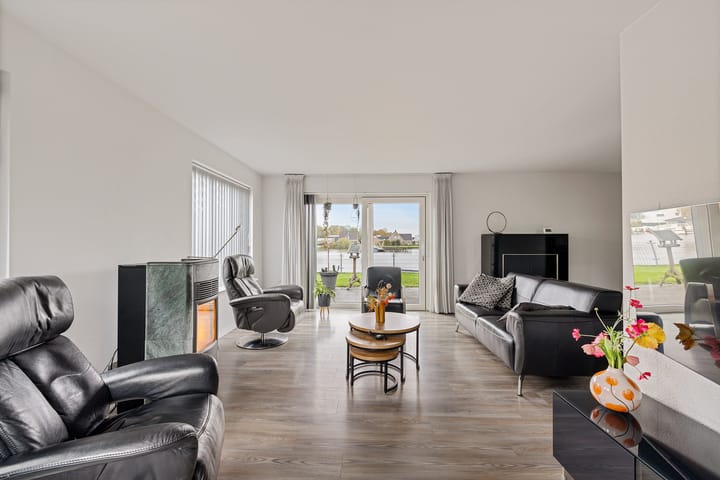 Foto 5 van Venusweg 10