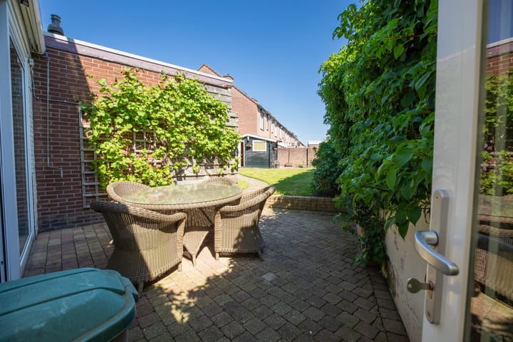 Foto 15 van Meezenbroekerweg 58