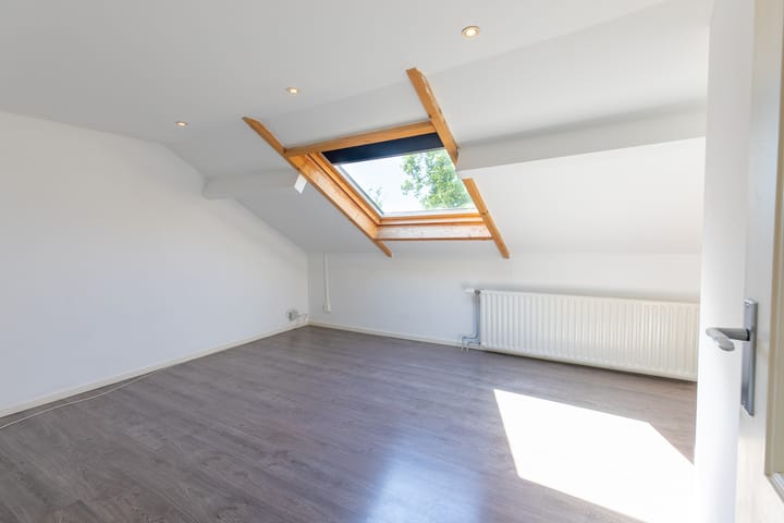 Foto 33 van Meezenbroekerweg 58