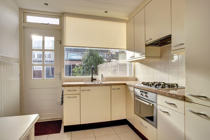 Foto 20 van Prins Bernhardlaan 4