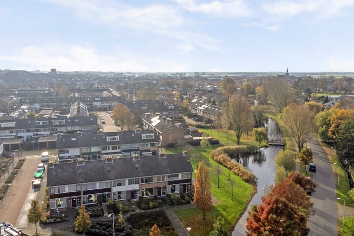 Foto 48 van Prins Bernhardlaan 4