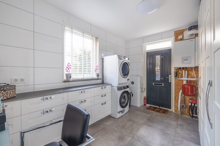 Photo 15 of Wilgenlaan 34