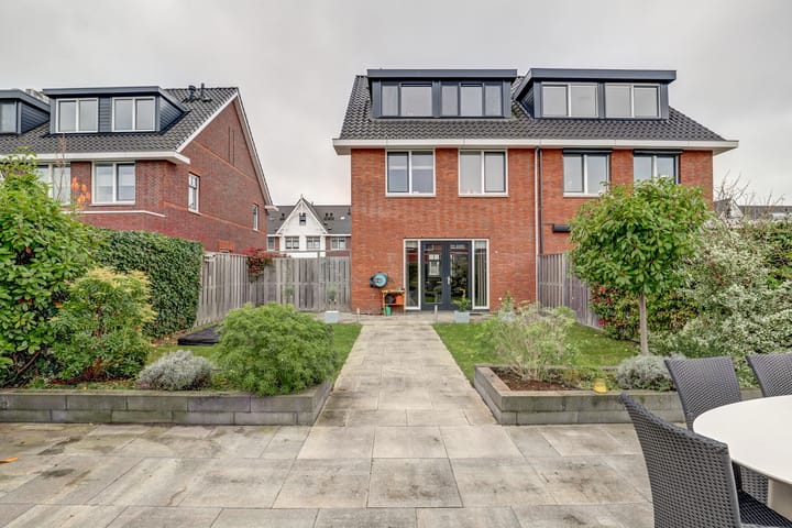 Photo 4 of Perzikengaarde 16