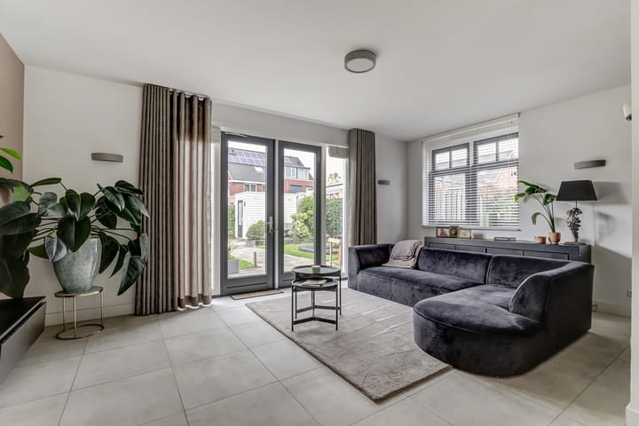 Photo 9 of Perzikengaarde 16