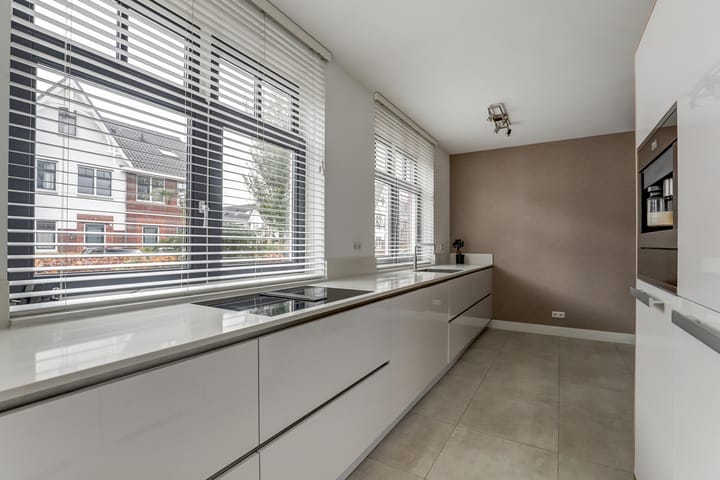 Photo 16 of Perzikengaarde 16