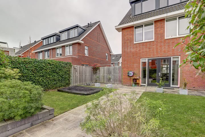 Photo 43 of Perzikengaarde 16