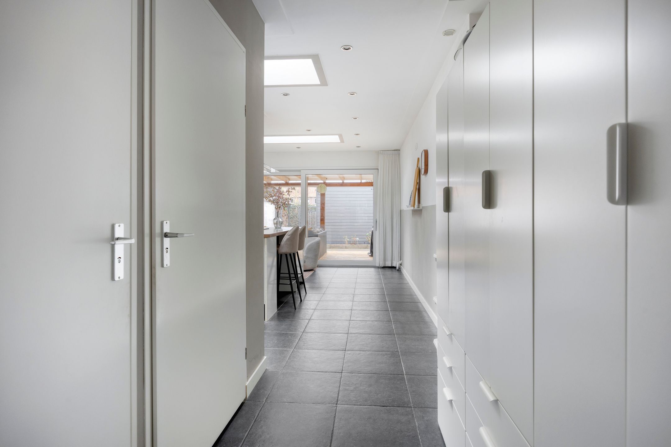 Foto 15 van Van Loëstraat 8