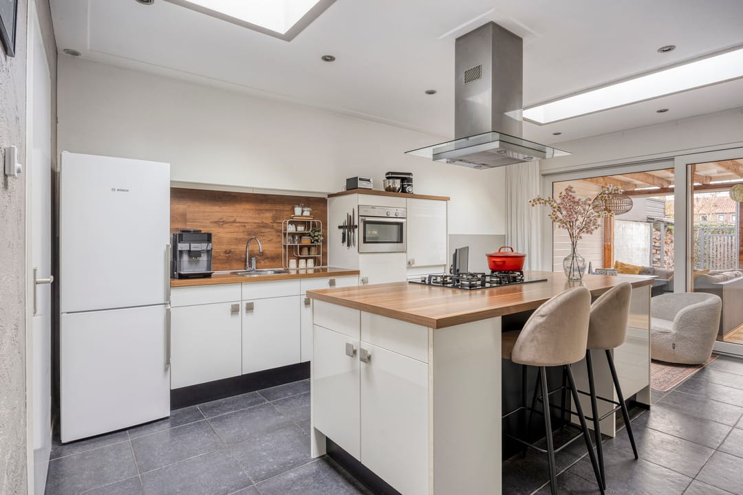 Foto 17 van Van Loëstraat 8