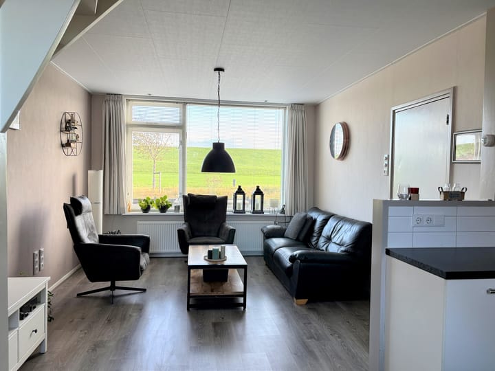 Photo 4 of De Ruyterstraat 19