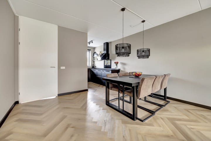 Photo 12 of De Ontmoeting 6