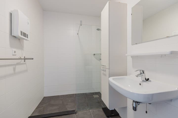 Photo 21 of Wernhoutseweg 9-D2