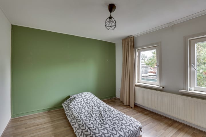 Foto 12 van Thomas a Kempisstraat 84-A