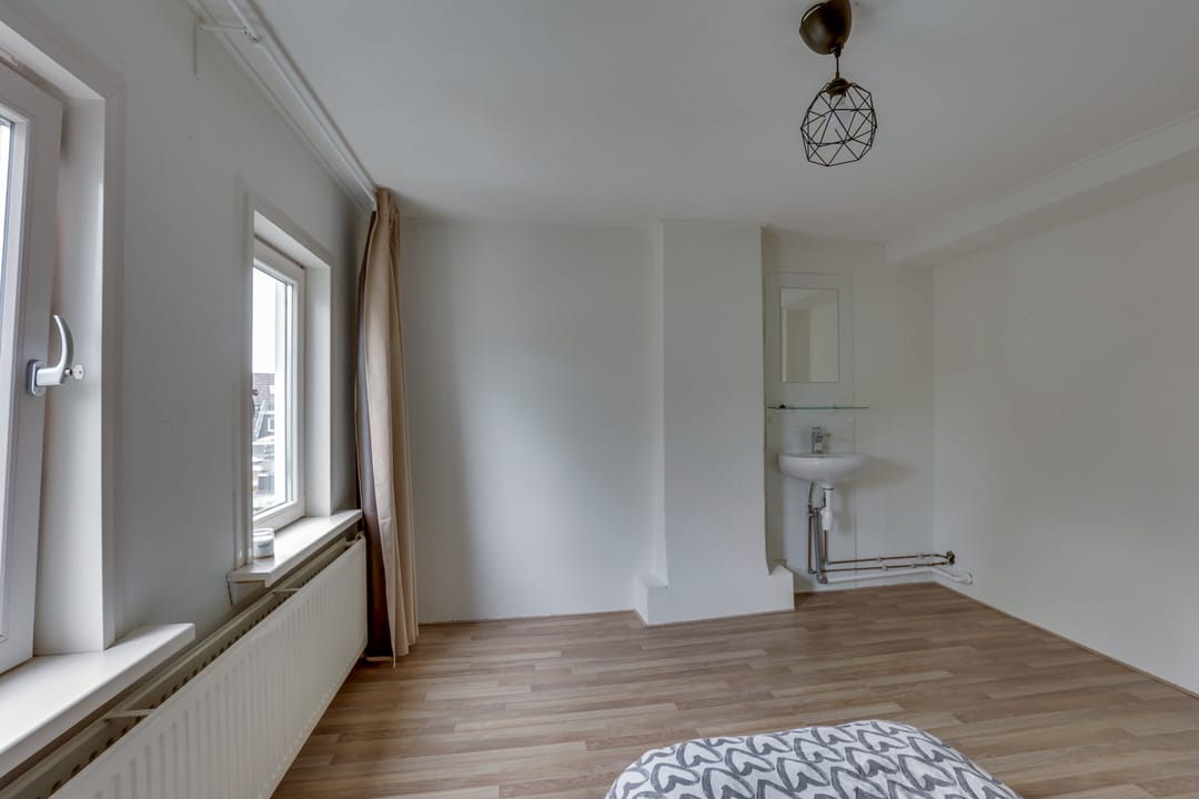 Foto 13 van Thomas a Kempisstraat 84-A