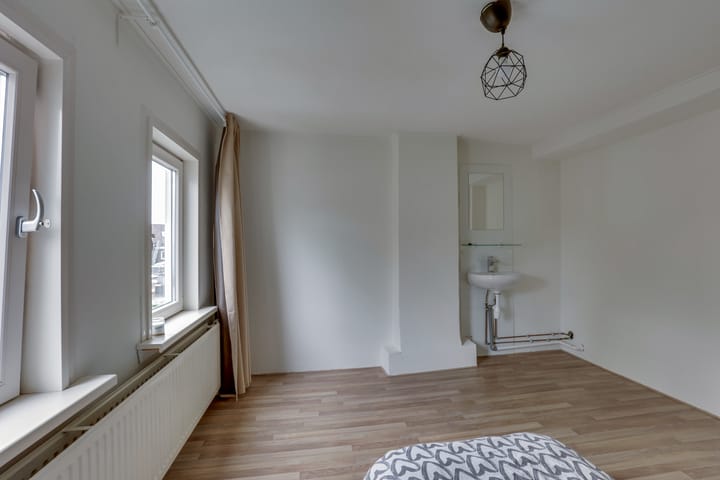 Foto 13 van Thomas a Kempisstraat 84-A