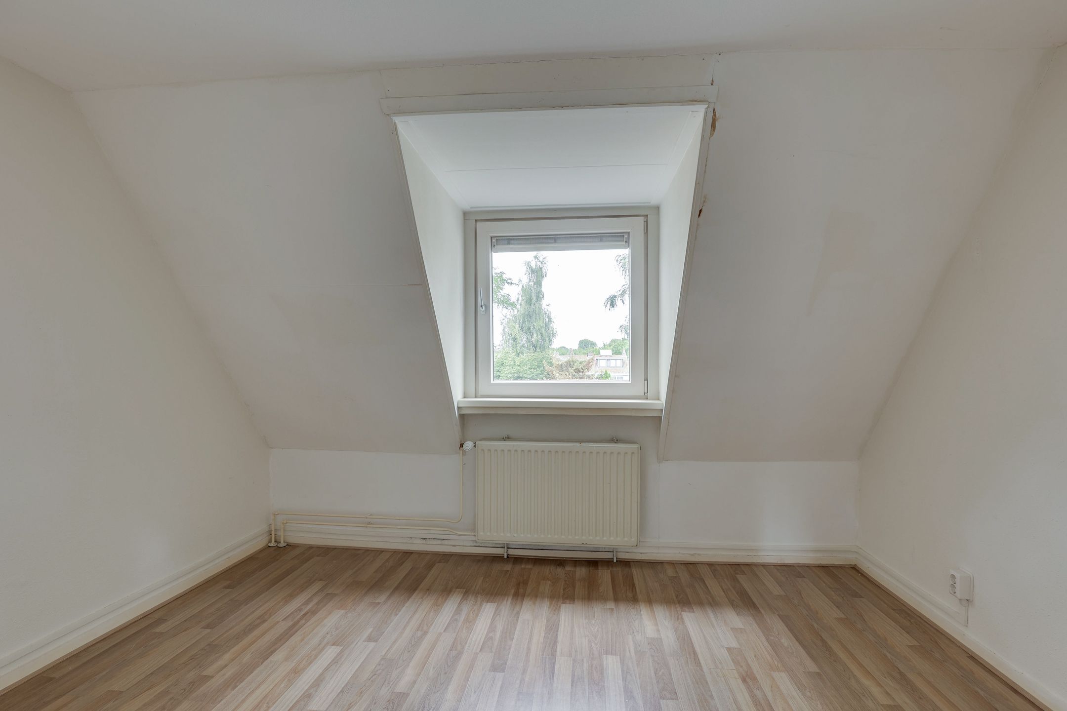 Foto 15 van Thomas a Kempisstraat 84-A