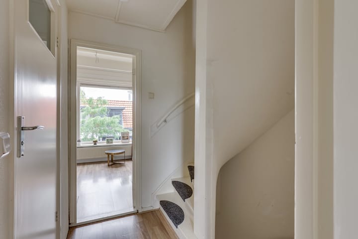 Foto 4 van Thomas a Kempisstraat 84-A