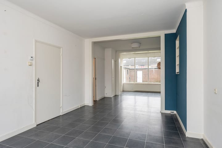 Photo 8 of Ruijs de Beerenbrouckstraat 1