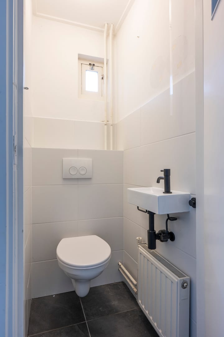 Photo 13 of Ruijs de Beerenbrouckstraat 1