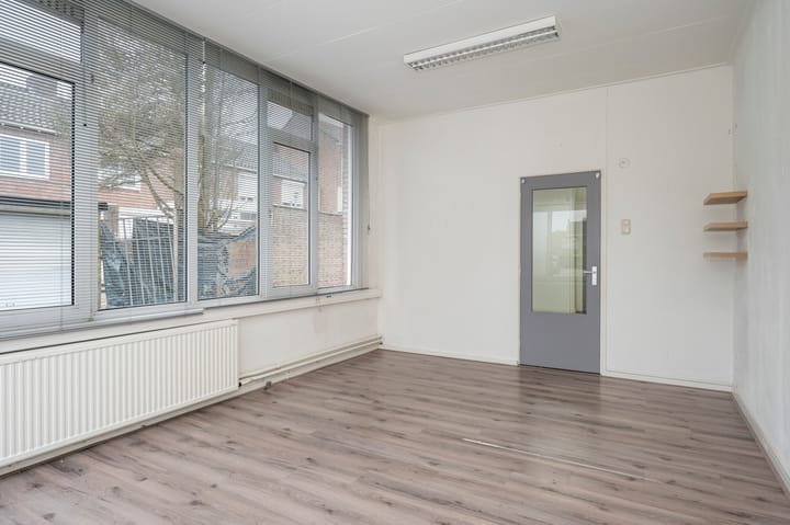 Photo 32 of Ruijs de Beerenbrouckstraat 1