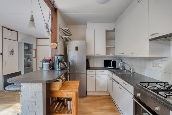 Photo 13 of Röntgenstraat 24