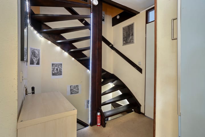 Photo 15 of Röntgenstraat 24