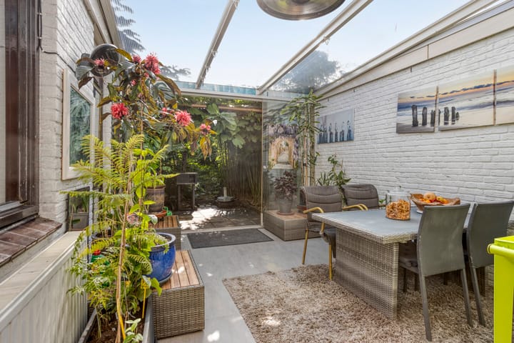 Photo 30 of Röntgenstraat 24