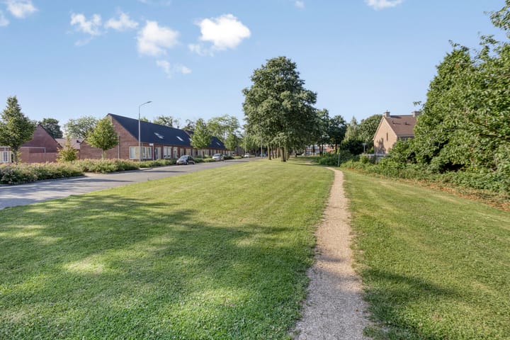 Photo 40 of Röntgenstraat 24